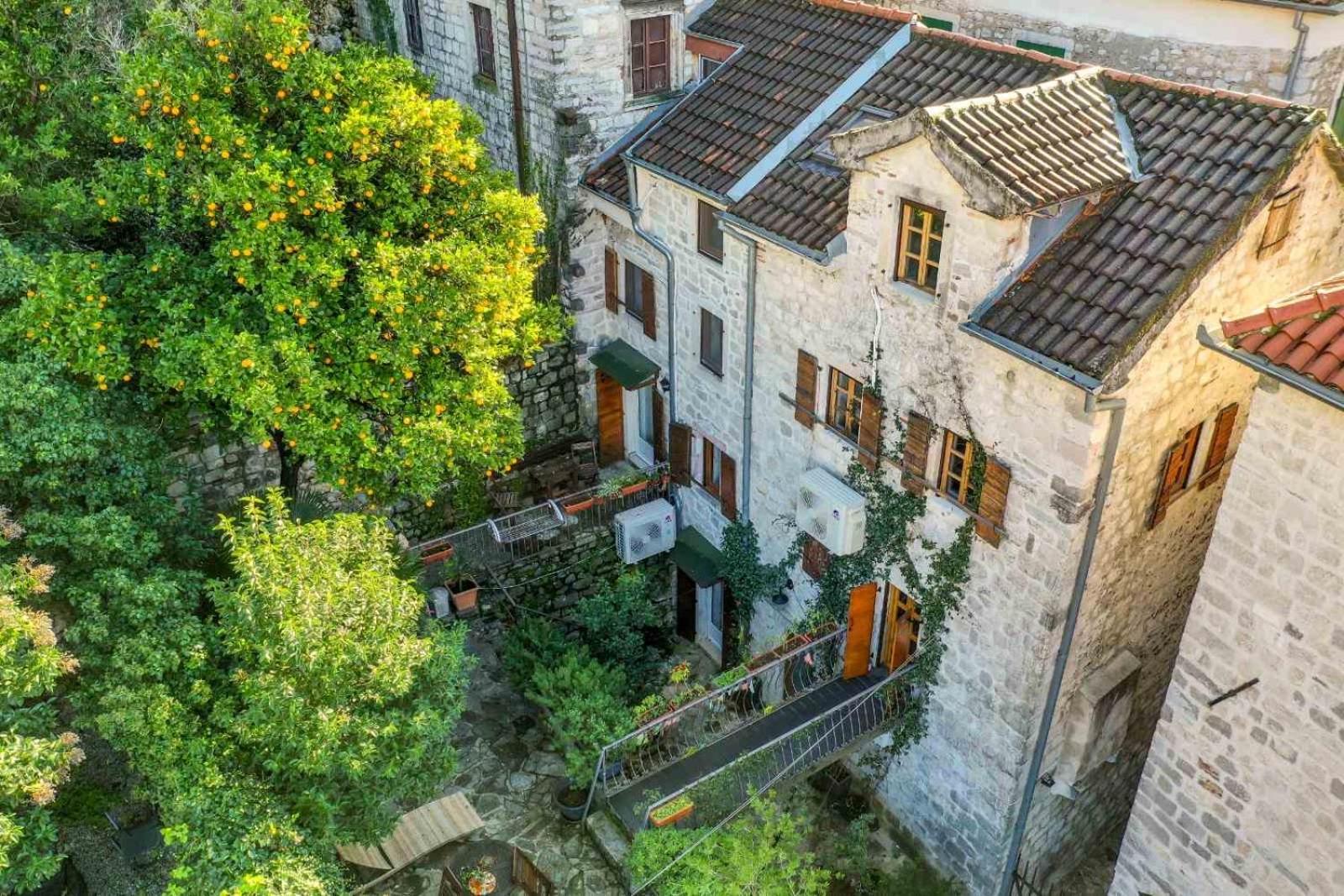 Healthystudio512 Apartments Котор Экстерьер фото